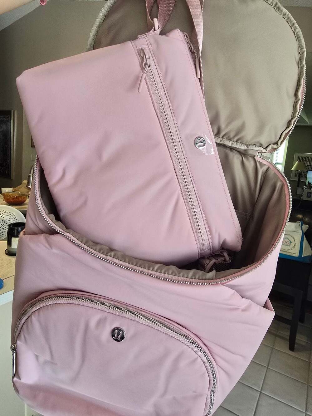 Lululemon New Parent Backpack 17L in Pink Haze Diaper bag - Picture 6 of 8